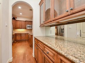 5512 Hidalgo Street, Houston TX 77056