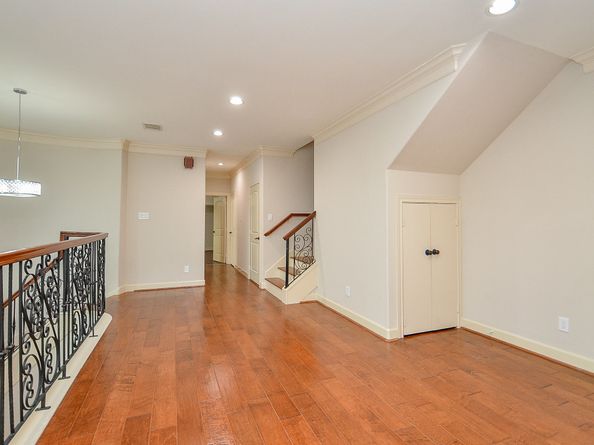 5512 Hidalgo Street, Houston TX 77056