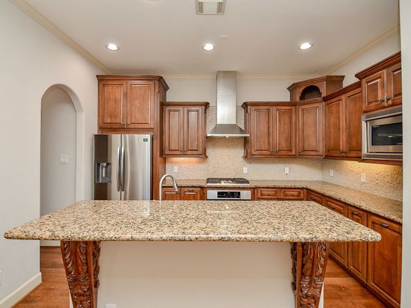 5512 Hidalgo Street, Houston TX 77056