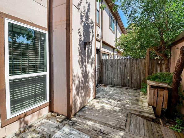 12300 Brookglade Circle 139, Houston TX 77099