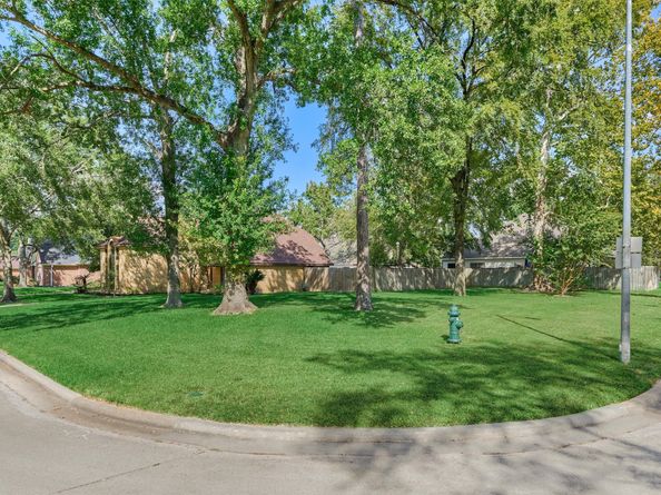25706 Overlake Drive Drive, Spring TX 77380