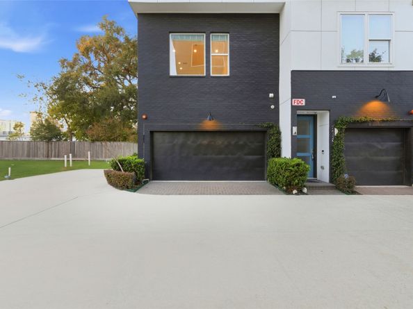 2412 Canal Street L, Houston TX 77003