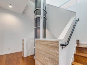 608 Stanford Street B, Houston TX 77019