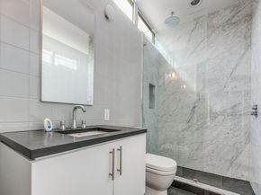 608 Stanford Street B, Houston TX 77019