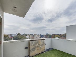 608 Stanford Street B, Houston TX 77019