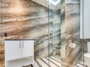 608 Stanford Street B, Houston TX 77019