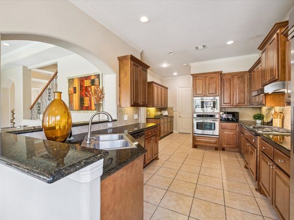 11214 Royal Chateau Lane, Houston TX 77082