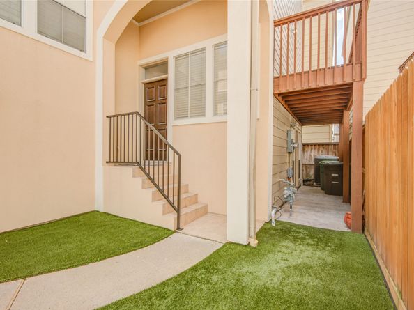5417 Lillian Street, Houston TX 77007