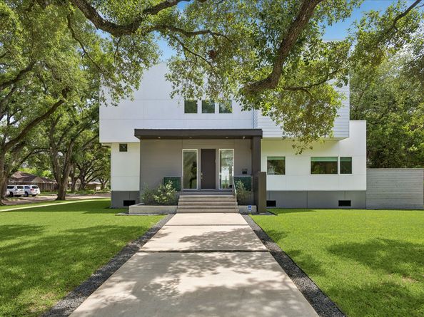 5215 Jason Street, Houston TX 77096