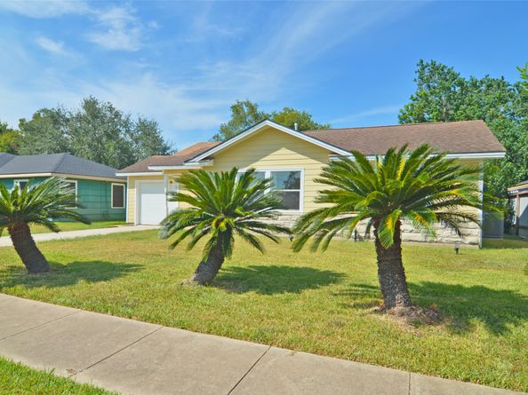 1131 Globe Street, Houston TX 77034