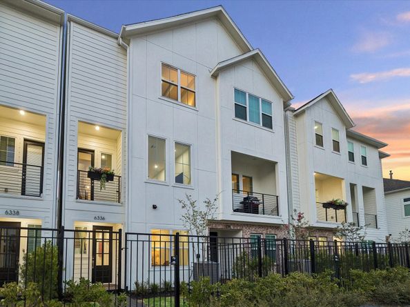 6342 Paddington Bend Drive, Houston TX 77008
