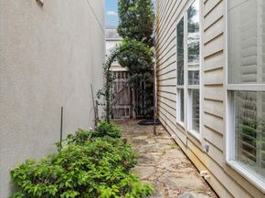 523 Archwood Trail, Houston TX 77007