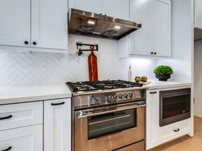 1016 PEDEN Street, Houston TX 77006