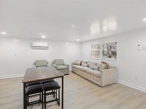 4705 Pease Street, Houston TX 77023
