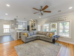 1550 Sue Barnett Drive, Houston TX 77018