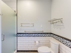 1550 Sue Barnett Drive, Houston TX 77018