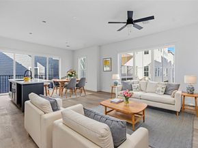 1140 W 16th Street, Houston TX 77008