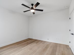 1140 W 16th Street, Houston TX 77008