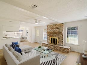 5707 Ash Oak Drive, Houston TX 77091