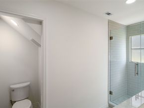 5707 Ash Oak Drive, Houston TX 77091