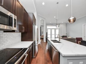 300 St Joseph Parkway 416, Houston TX 77002