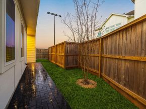 6302 Chelsea Falls Lane, Houston TX 77008