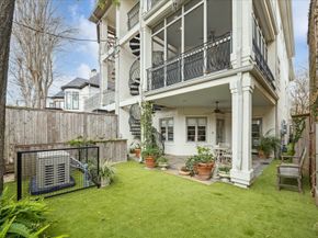 2211 Dunraven Lane, Houston TX 77019