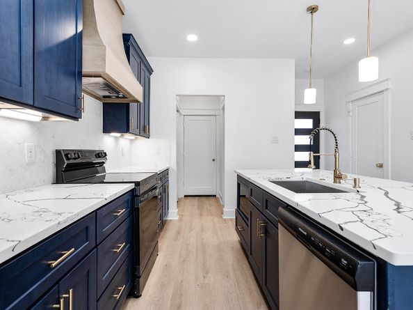 8602 Hoffman Street, Houston TX 77016