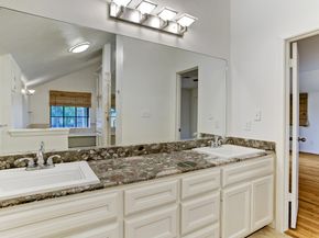 613 E 21st Street, Houston TX 77008