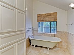 613 E 21st Street, Houston TX 77008