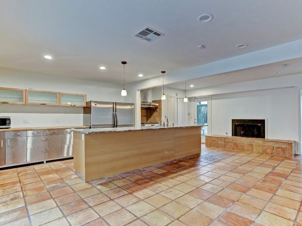 613 E 21st Street, Houston TX 77008