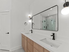 3348 Sauer Street, Houston TX 77004