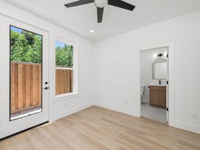 3348 Sauer Street, Houston TX 77004