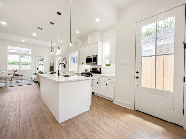 3107 Stonewall Street, Houston TX 77020