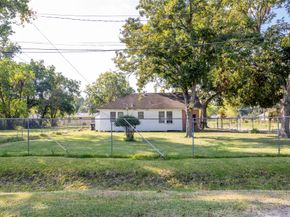 9010 Wheatley Street, Houston TX 77088
