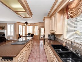 2015 Pecan Trail Drive, Richmond TX 77406