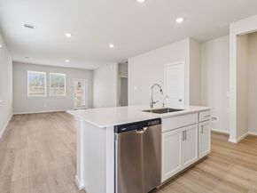 5720 Adamite Way, Houston TX 77048