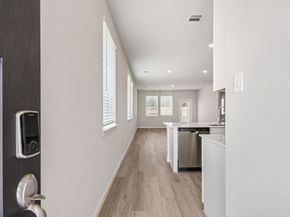 5720 Adamite Way, Houston TX 77048