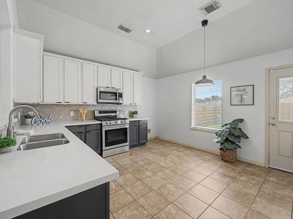 31831 Forest Park Trail, Conroe TX 77385