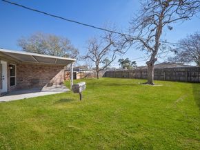 9115 Tanager Street, Houston TX 77036