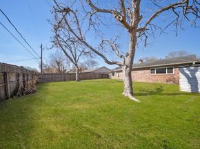 9115 Tanager Street, Houston TX 77036