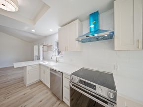 9115 Tanager Street, Houston TX 77036