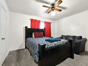 5619 Spanish Oak Drive, Houston TX 77066