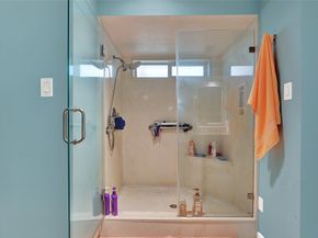 5619 Spanish Oak Drive, Houston TX 77066