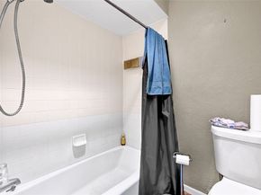 5619 Spanish Oak Drive, Houston TX 77066