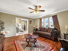 5619 Spanish Oak Drive, Houston TX 77066