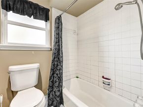 5619 Spanish Oak Drive, Houston TX 77066