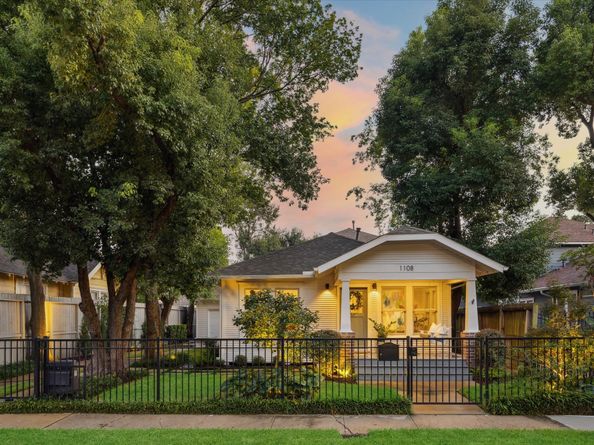 1108 W Cottage Street, Houston TX 77009