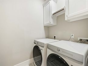 1006 Enid Street B, Houston TX 77009