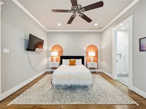 1006 Enid Street B, Houston TX 77009